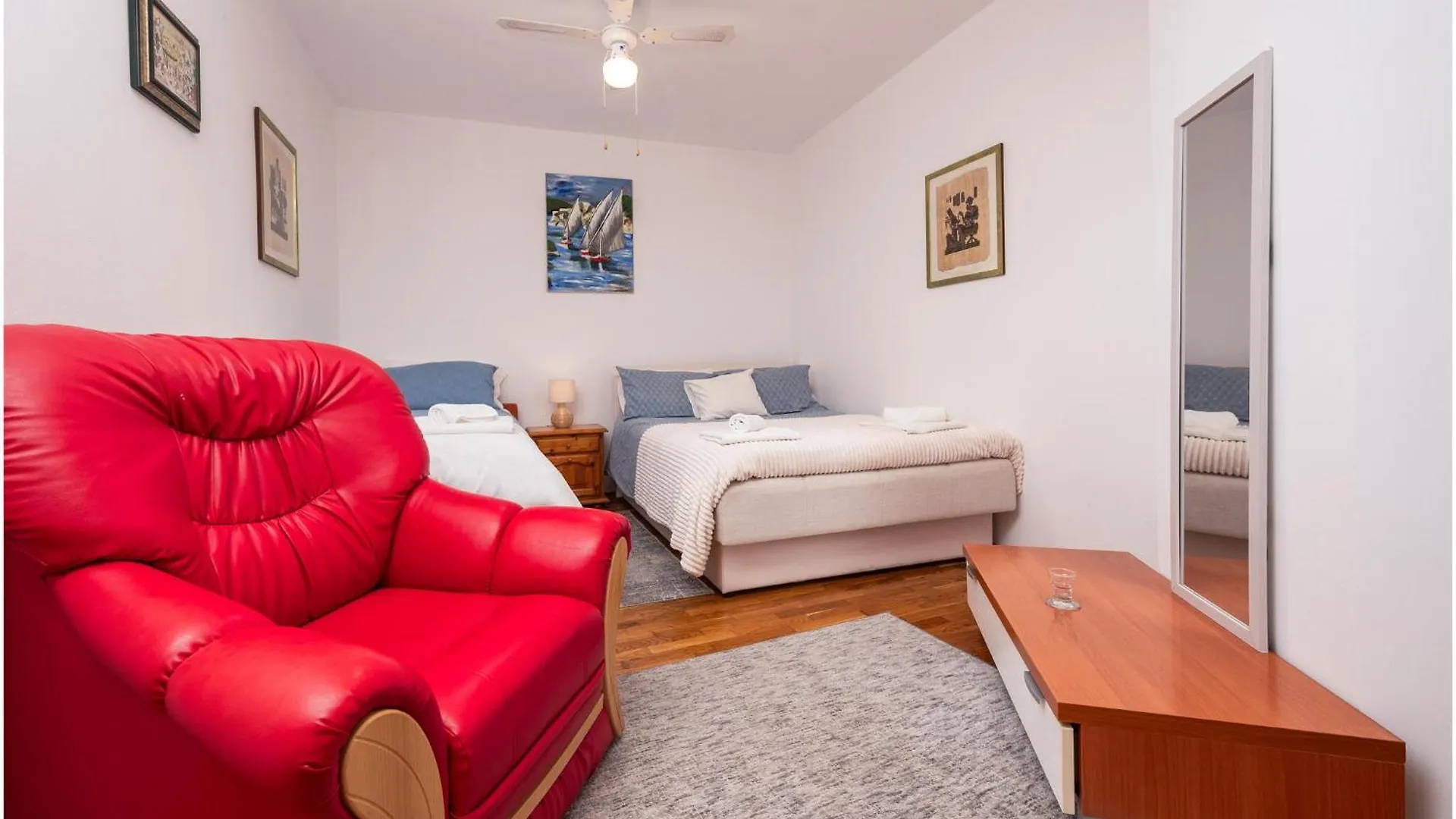 Nice Apartment In Pula With Kitchen 0*,  크로아티아