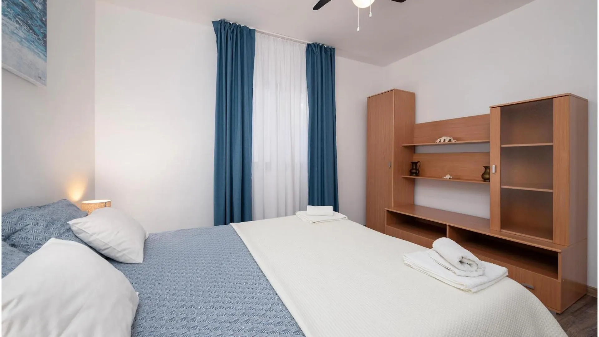 Nice Apartment In Pula With Kitchen