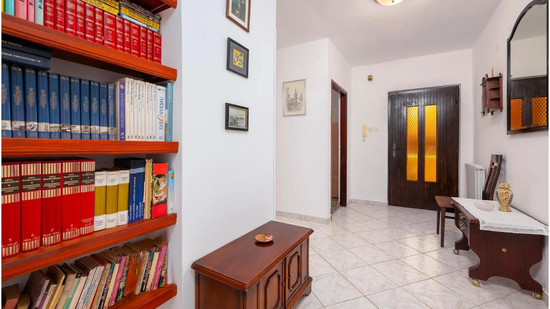 Nice Apartment In Pula With Kitchen 0*,  크로아티아